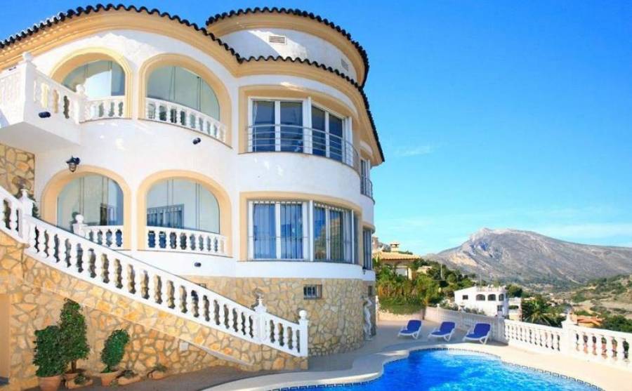 Продажа недвижимости в Испании - вилла, Кальпе